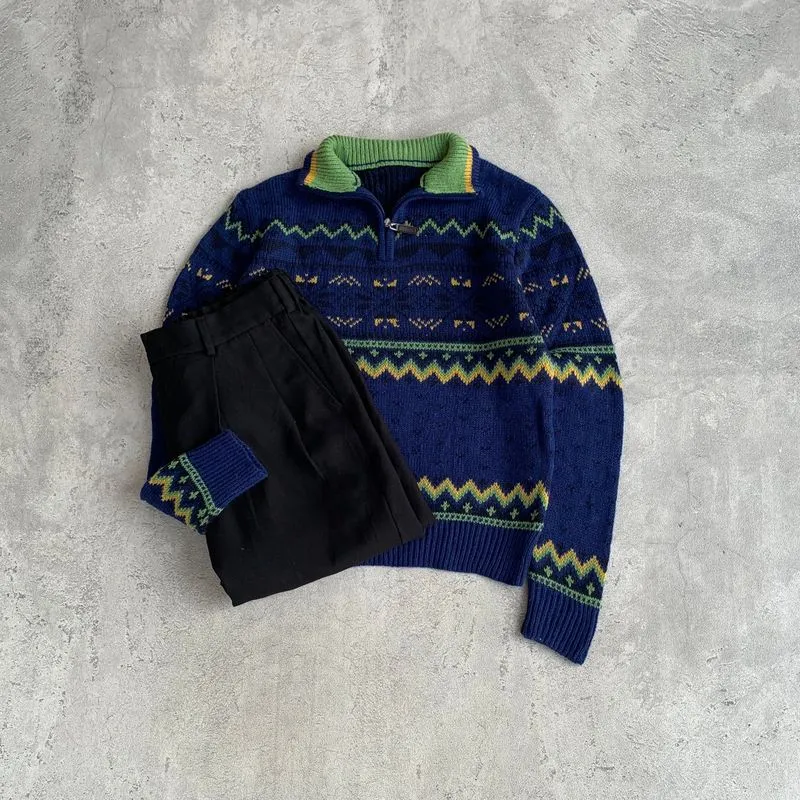 KNITWEAR NAVY VTG photo 1