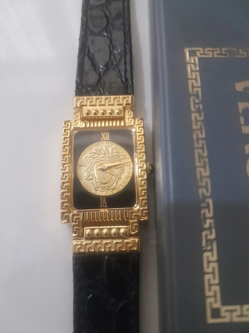 Jam tangan wanita tali fashion gianni versace vintage photo 1
