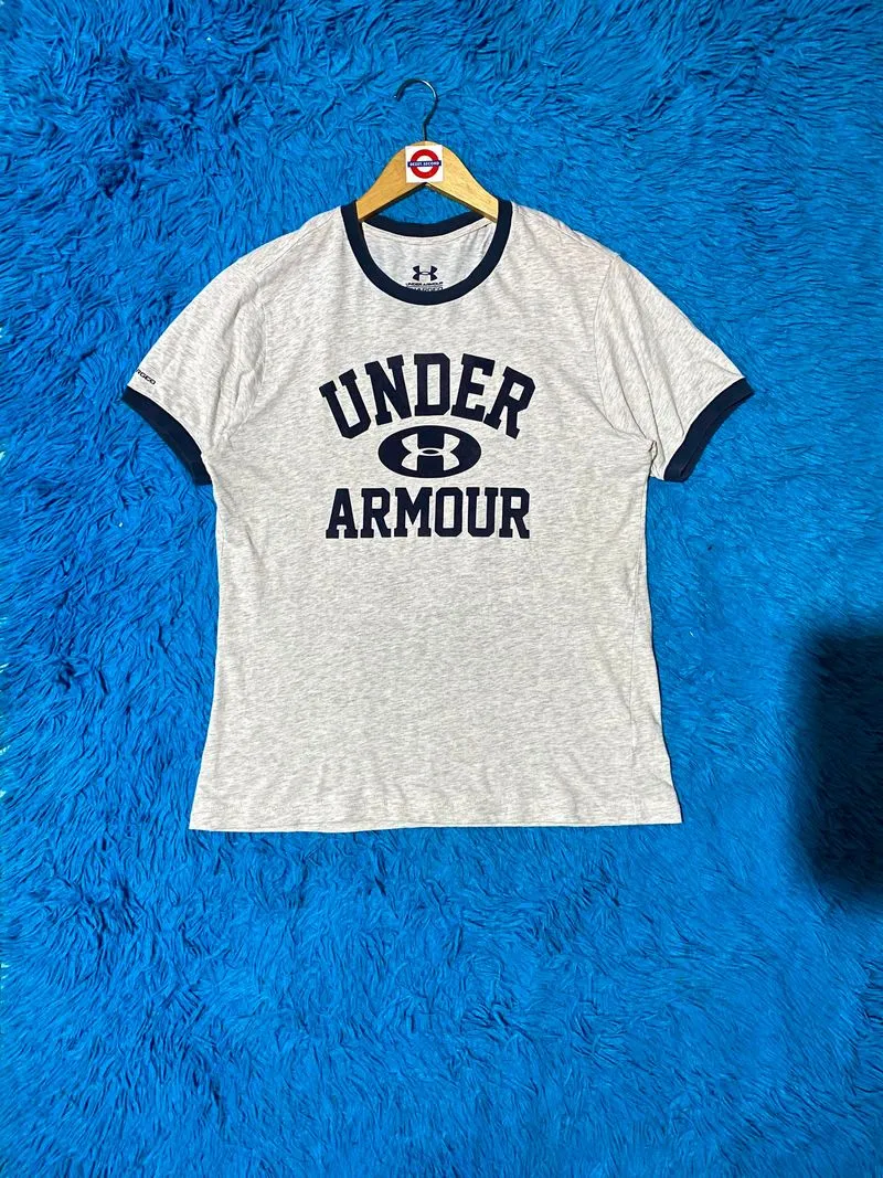 KAOS (T-SHIRT) UNDER ARMOUR. photo 1