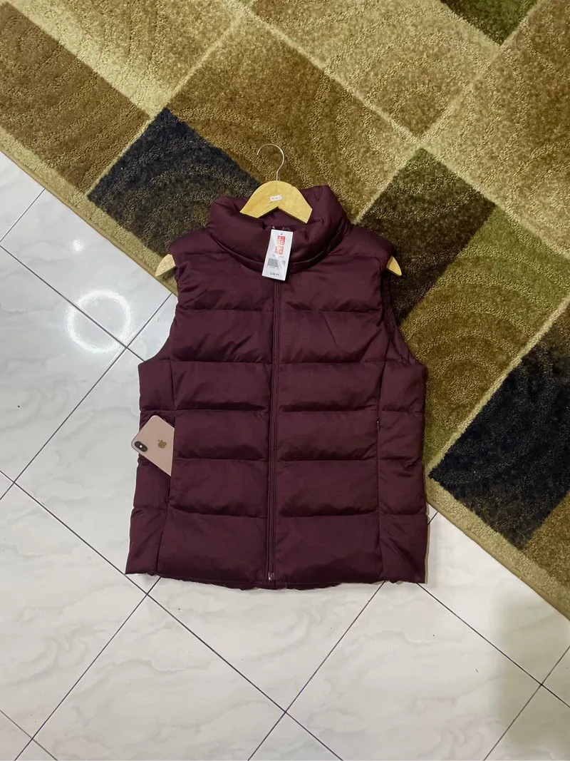 New Vest Uniqlo BNWT Bulu Angsa Primaloft Burgundy photo 1