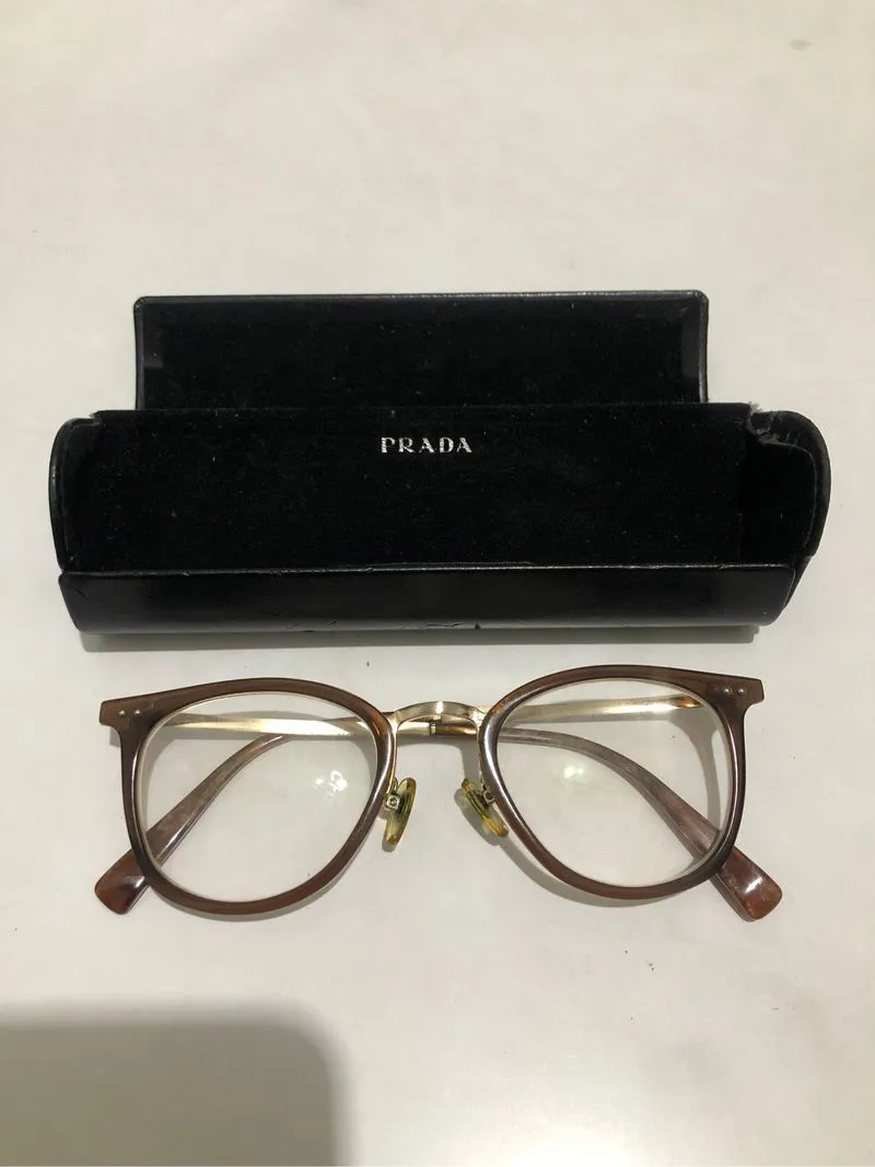 Prada second original photo 1