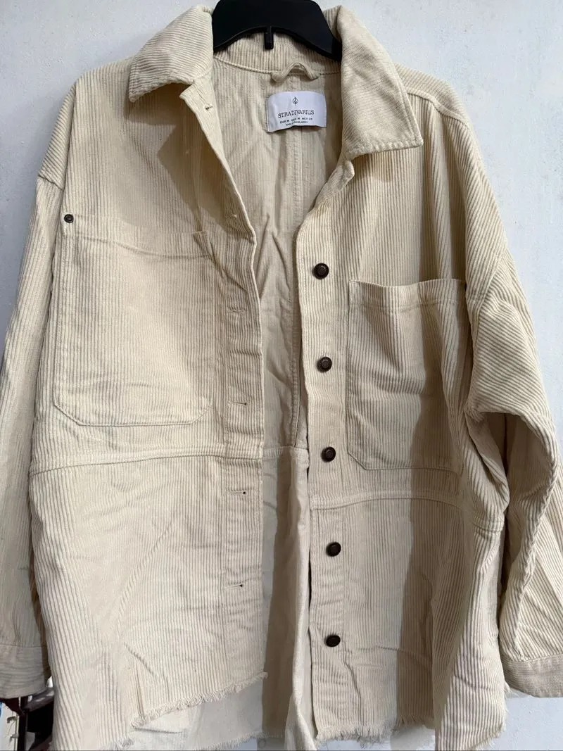 Jaket Korduroi Krem – Stradivarius Like new photo 1
