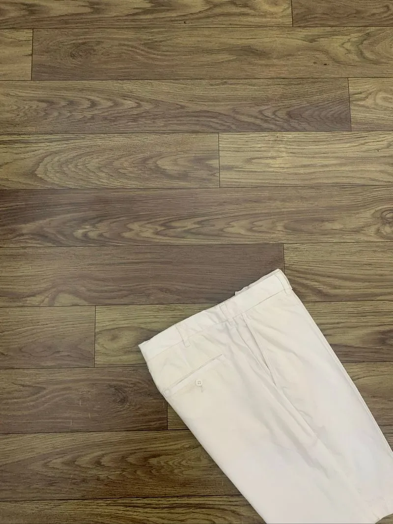 Celana Pendek UNIQLO Branded Chinos Short Pants photo 1