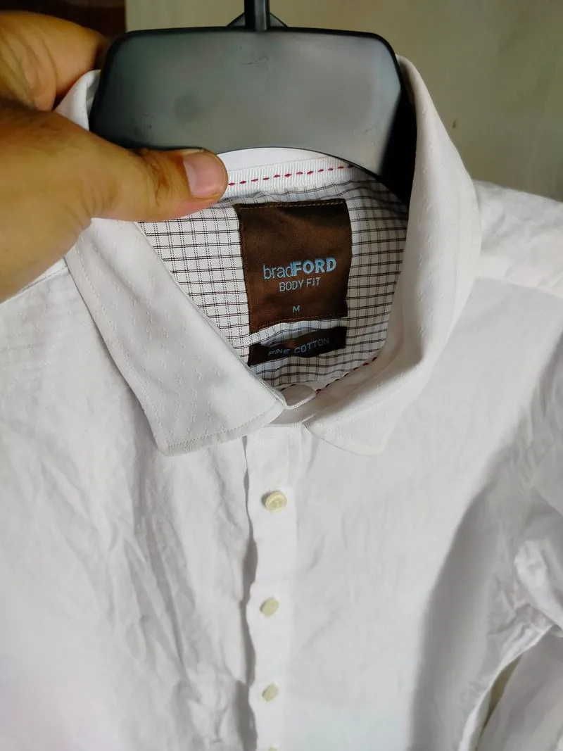 kemeja putih SIZE M kecil Bradford branded photo 1