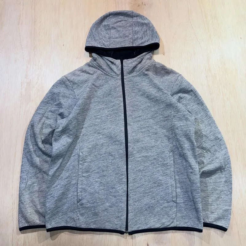 Uniqlo Hoodie Blocktech Size L fit M photo 1