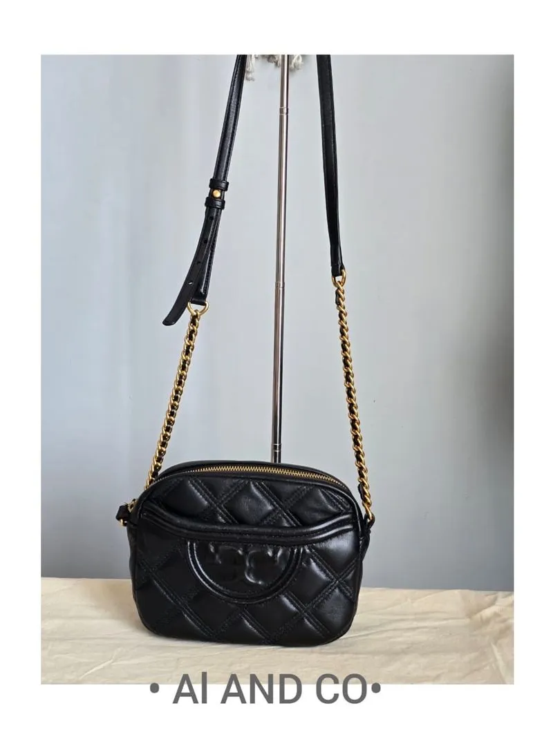 Tory Burch Minimalist Casual Crossbody Bag Wanita black photo 1
