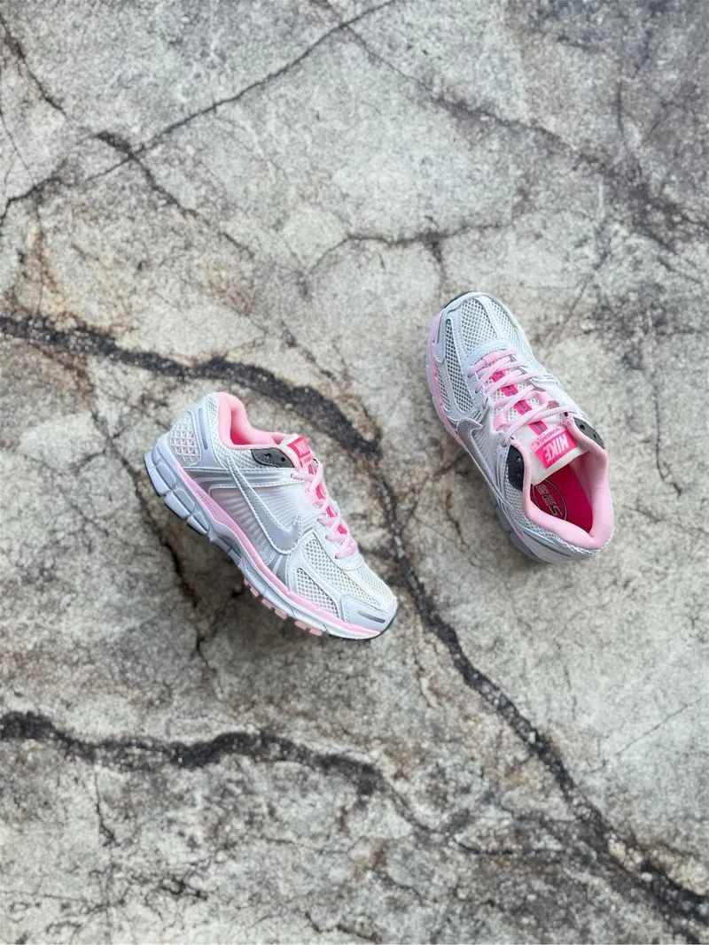 Nike Zoom Vomero 5 Pack White Pink photo 1