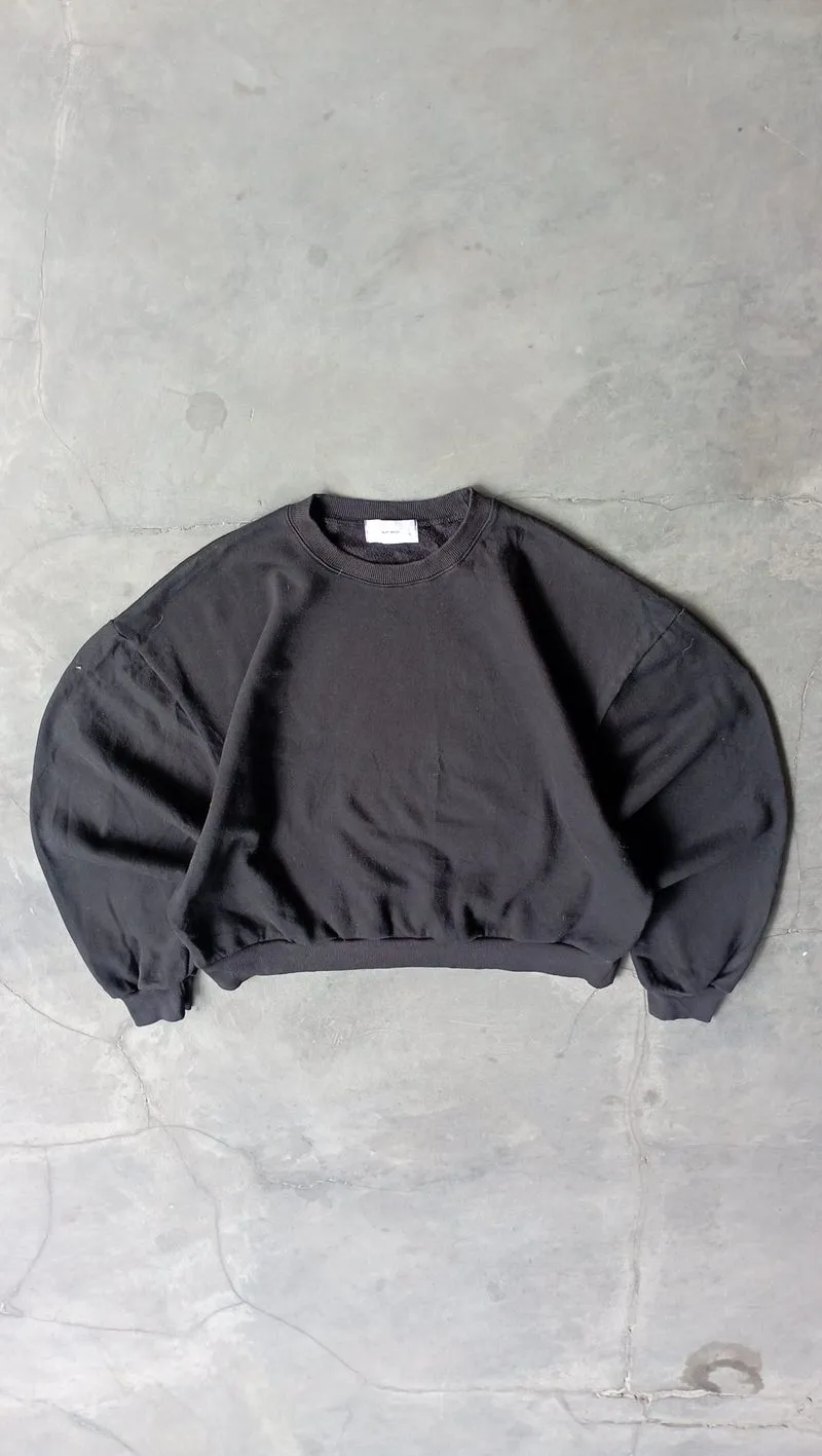 2000's Heavyweight Black Boxy Sweatshirt photo 1