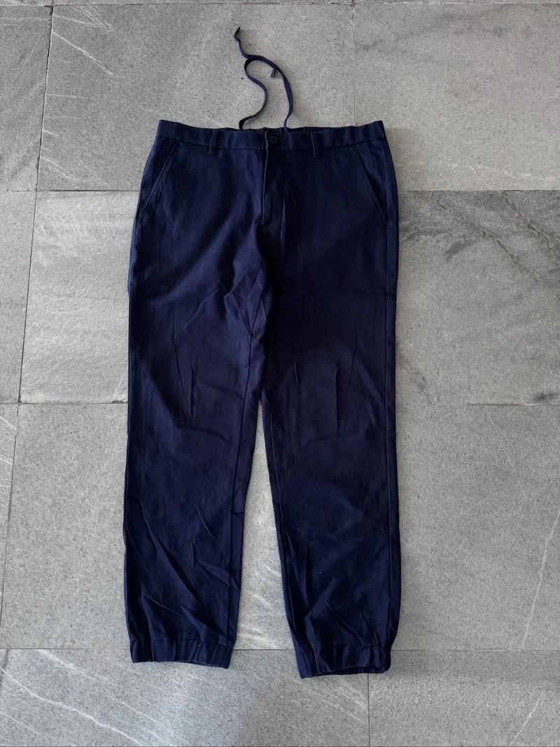 Celana Uniqlo Jogger workpants original photo 1