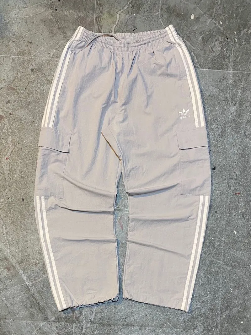 Cargo pant Adidas Adicolor Classic 3-Stripes (bahan parasut  photo 1