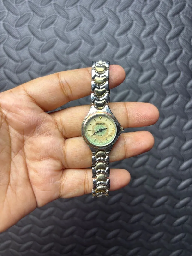 JAM TANGAN SEIKO SILVER GOLD DIAL VINTAGE (1) photo 1