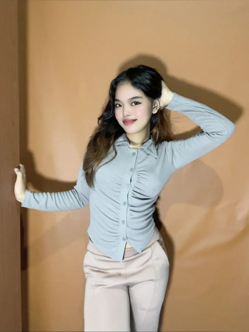 Casual T-shirt Wanita gray photo 1