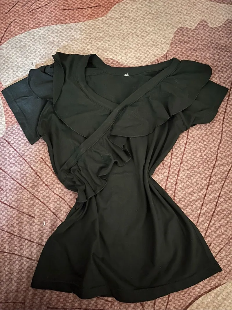    Blouse Hitam Ruffle Wrap photo 1