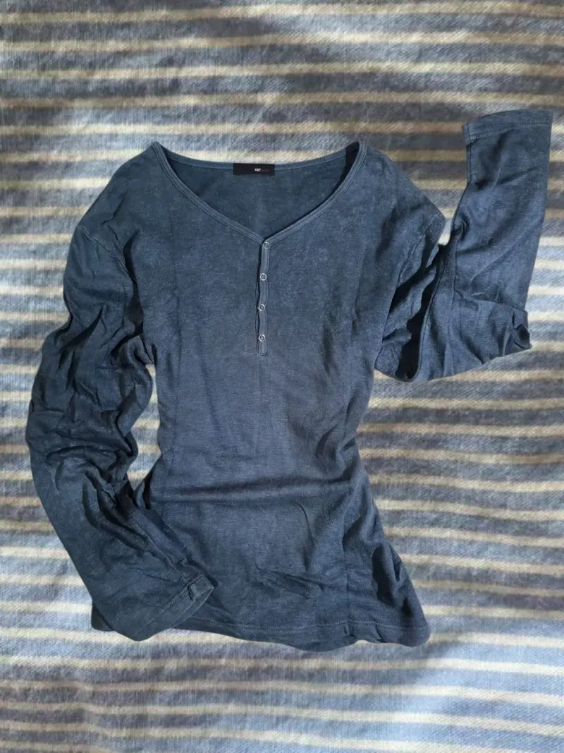 long sleeve photo 1