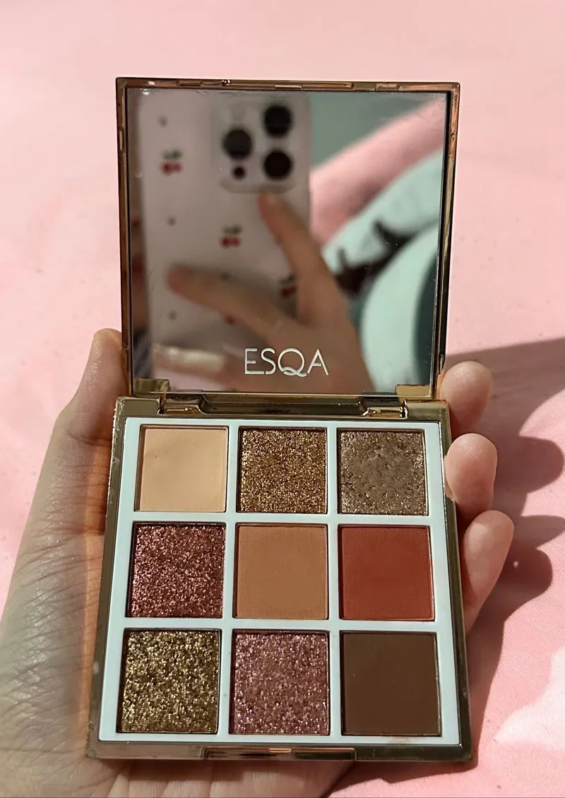 ESQA Goddess Eyeshadow Palette photo 1
