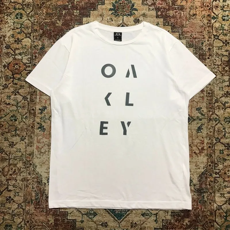 Kaos Oakley  photo 1