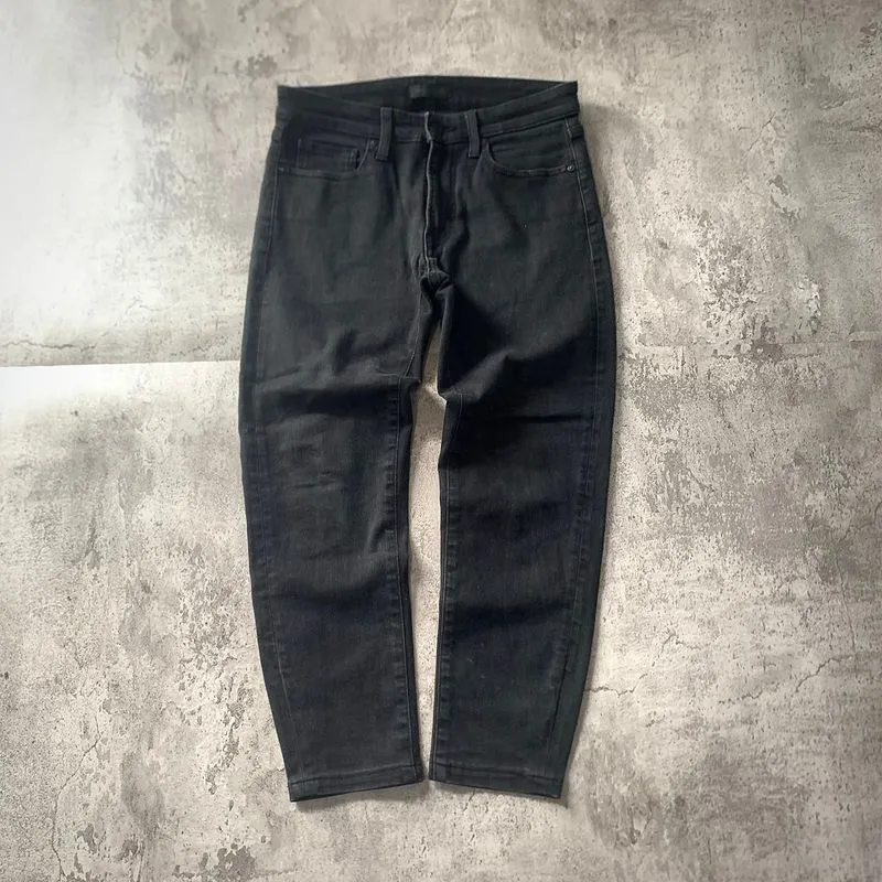 UNIQ CHINO photo 1