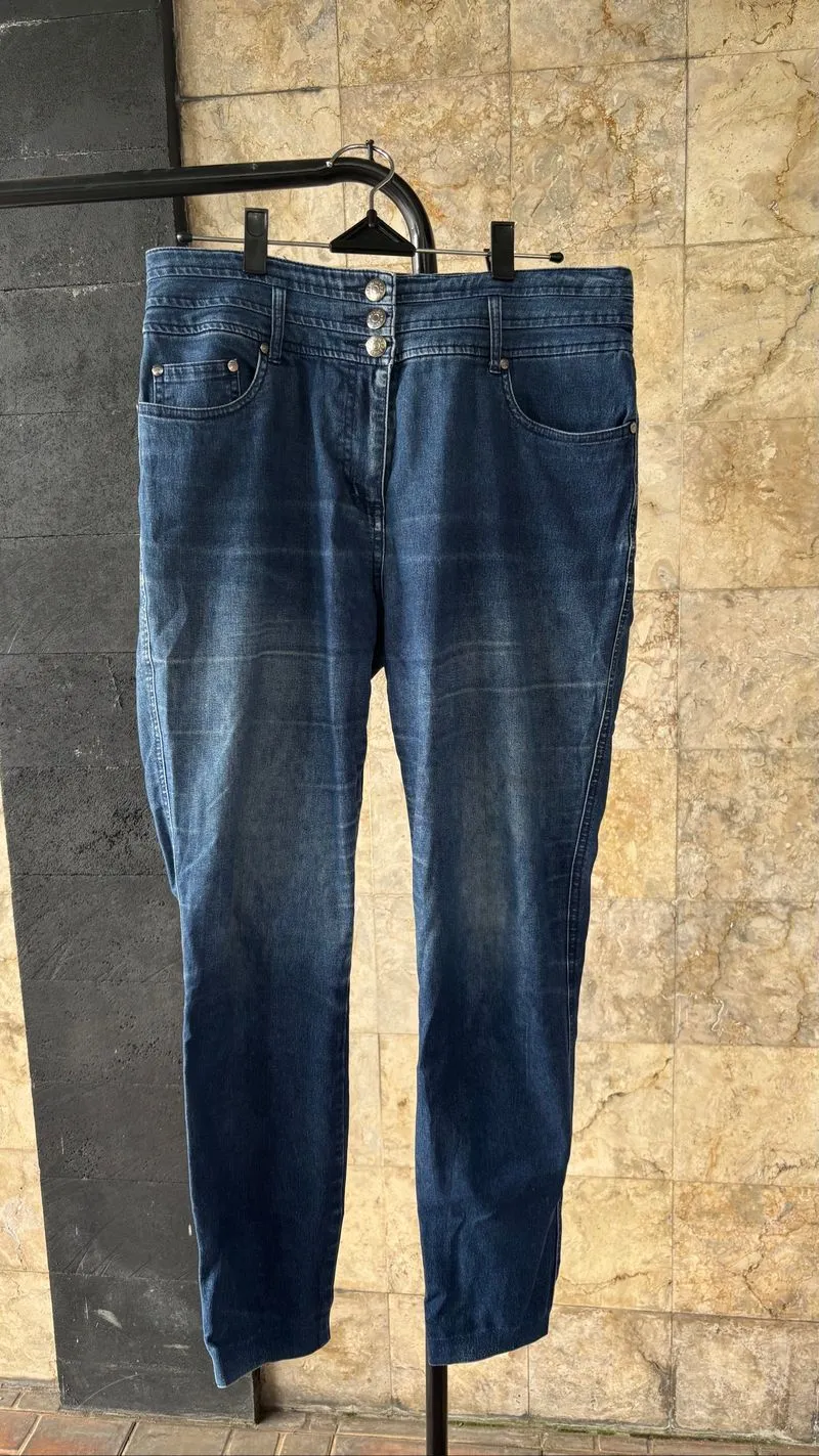 Jeans  photo 1