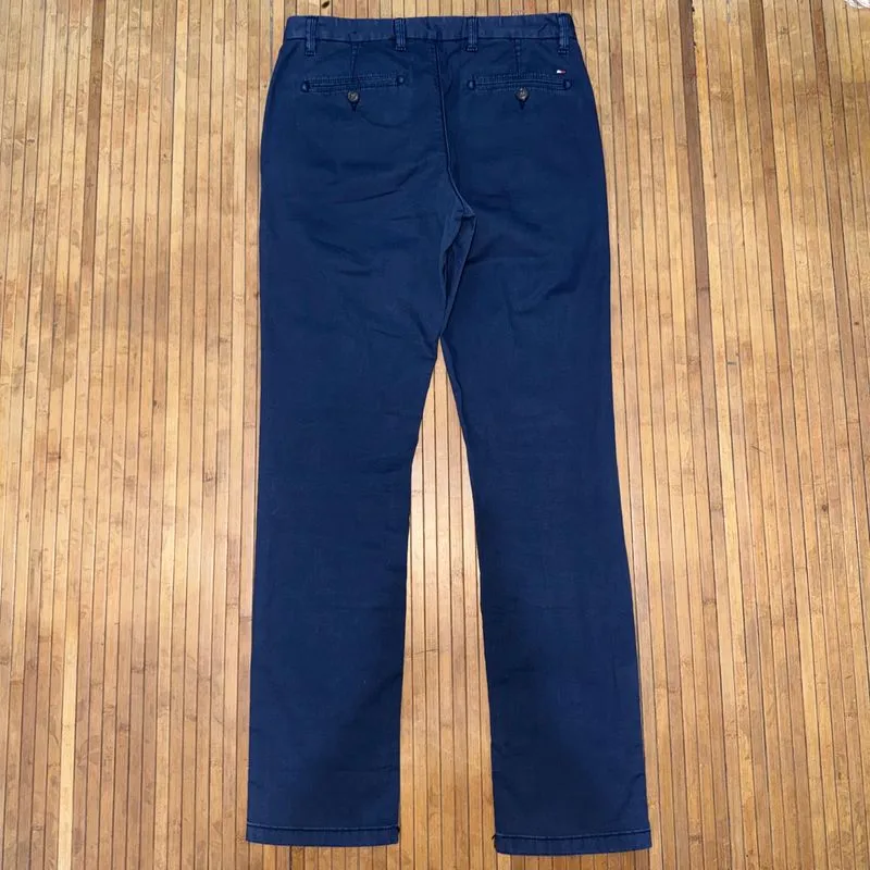 TOMMY HILFIGER DENTON STRAIGHT FIT NAVY STRETCH CHINOS TROUS photo 1
