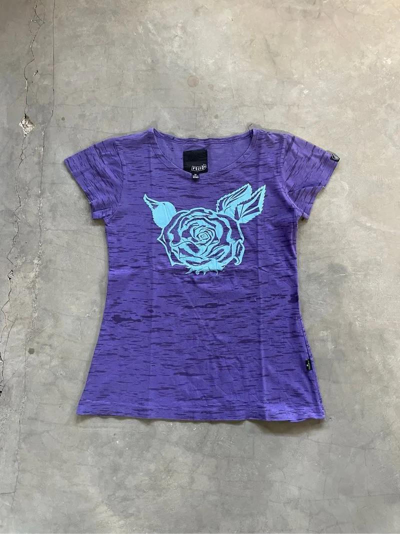 Y2k Grunge Emo Vintage Volcom Flower Tribal Logo Tee Shirt photo 1