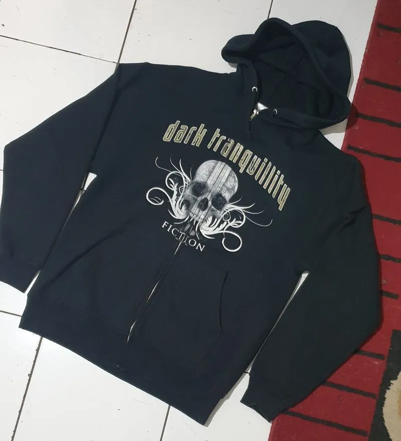 Ziphoodie dark tranquility photo 1