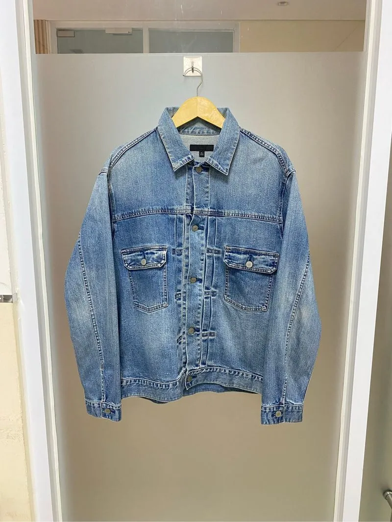 Uniqlo Type 2 Trucker Jacket photo 1