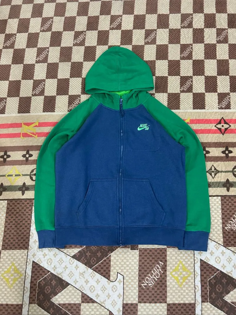 hoodie zipper nike small logo photo 1