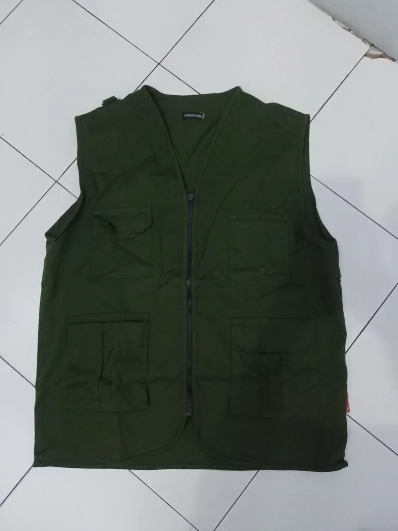 Qwertylife Ori Brand Lokal - Vest Outdoor Hijau Army photo 1