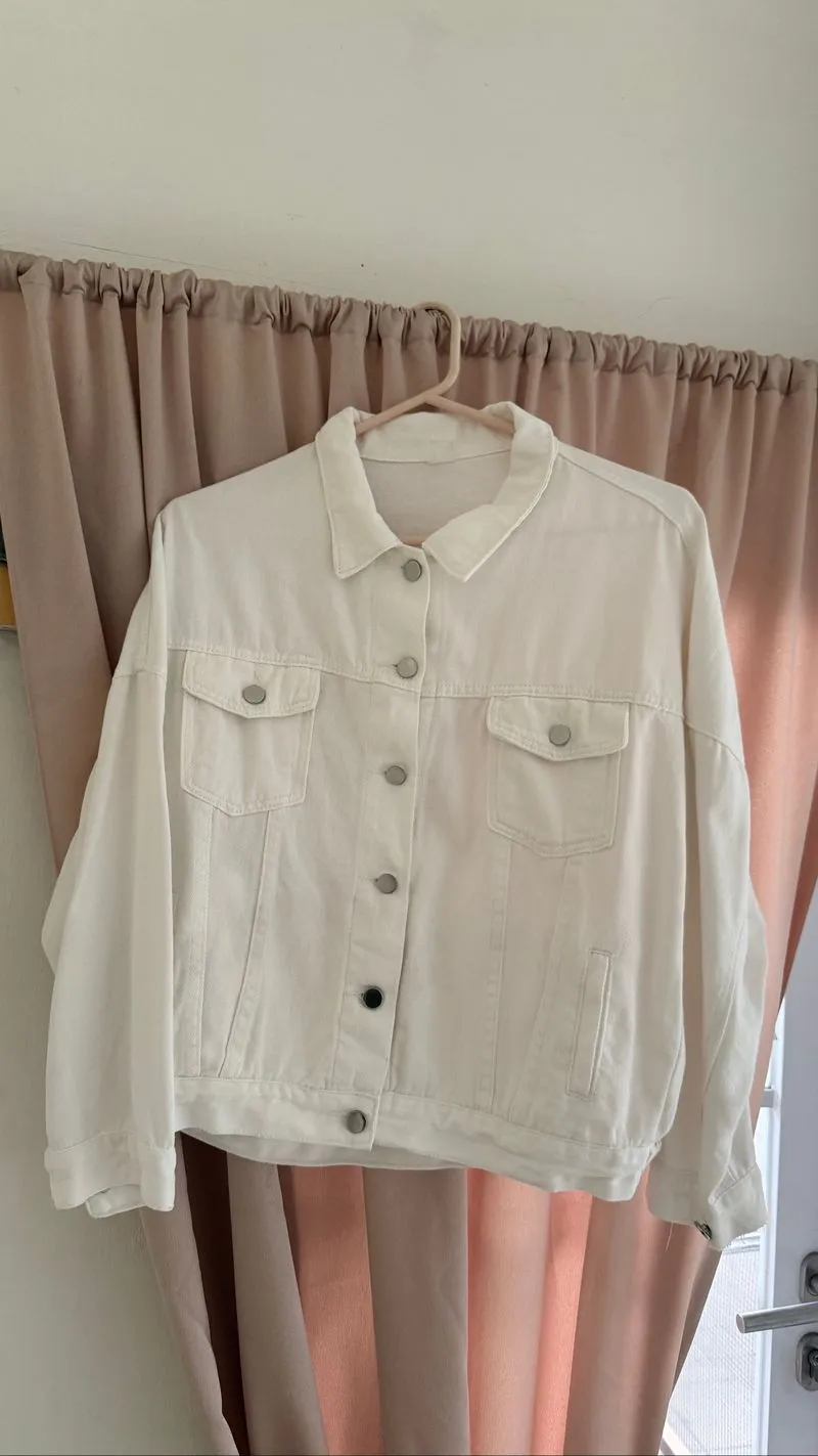 white denim no brand photo 1