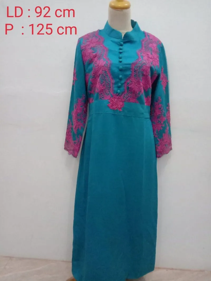 Dress Mewah Panjang Kombinasi Brukat photo 1