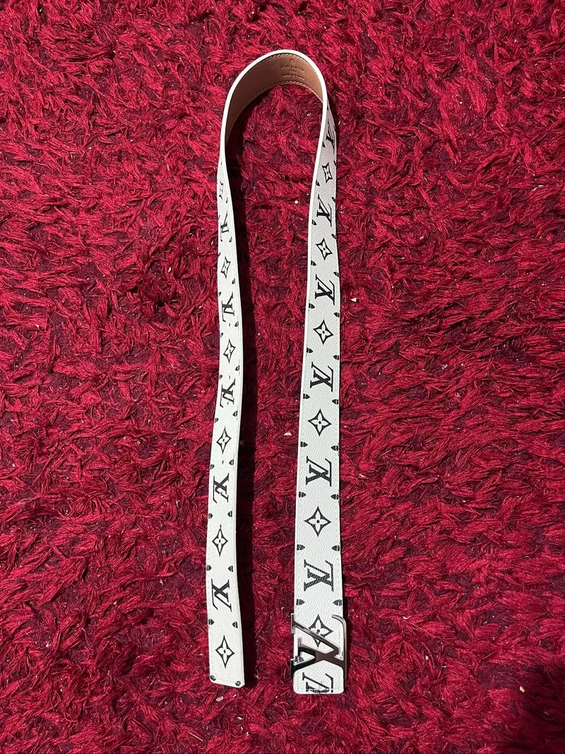 lv belt mono white photo 1