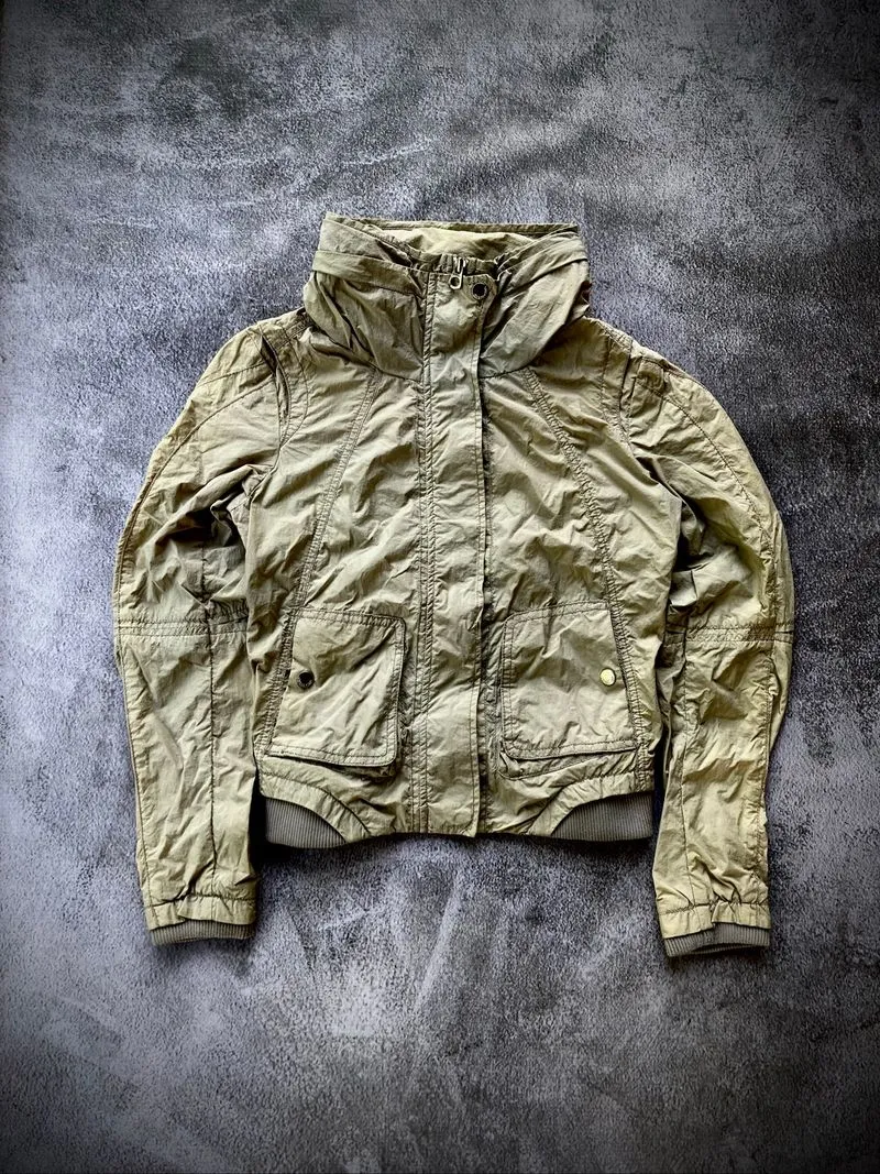 Guess  photo 1