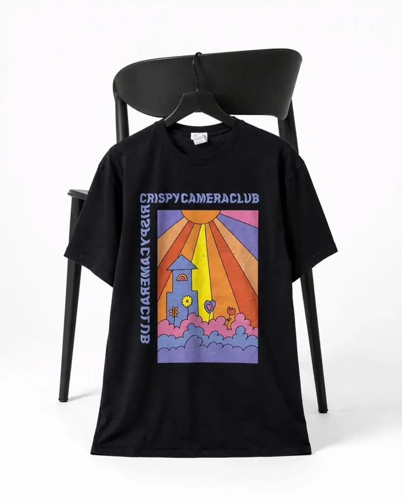 CRISPY CAMERA CLUB JAPAN - Kaos Band Hitam Size M photo 1