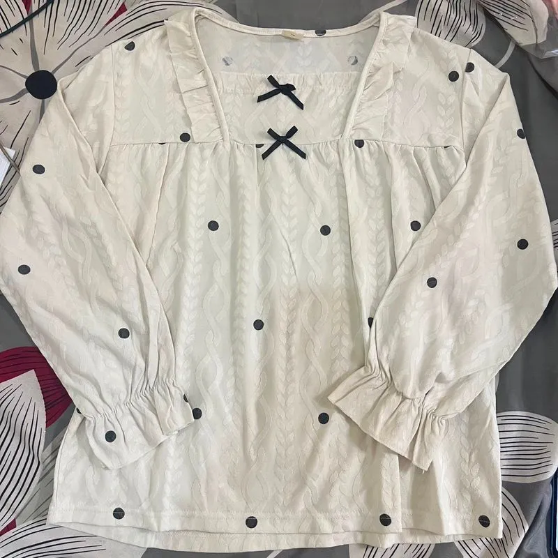 Atasan polkadot photo 1