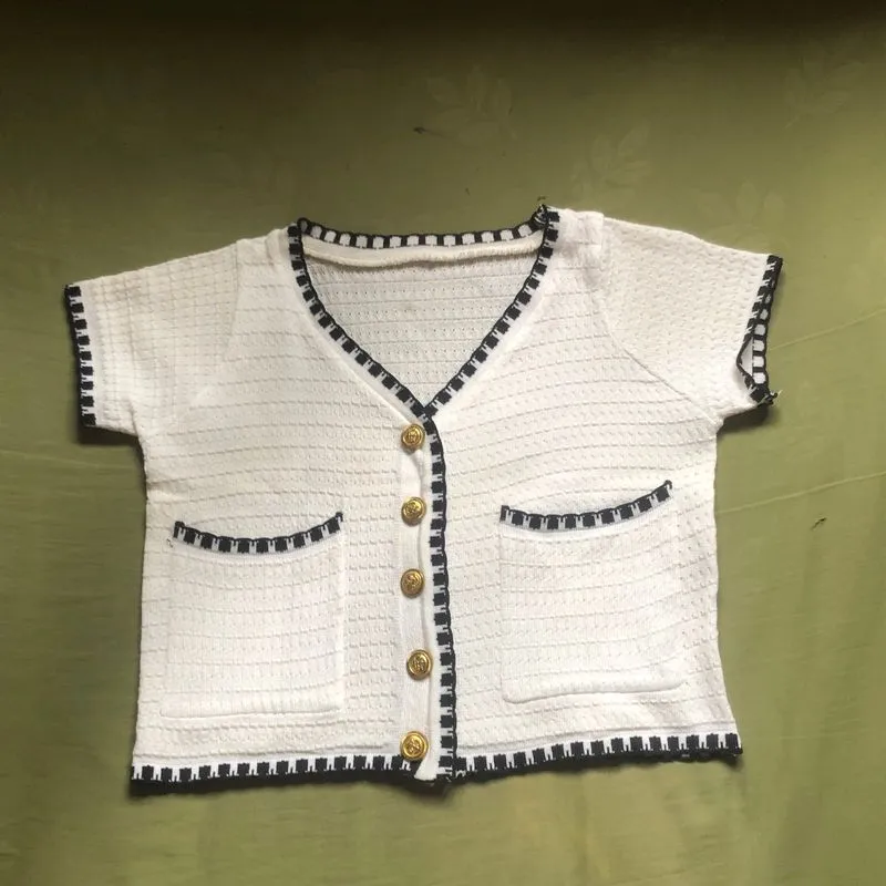 Crop top wanita photo 1