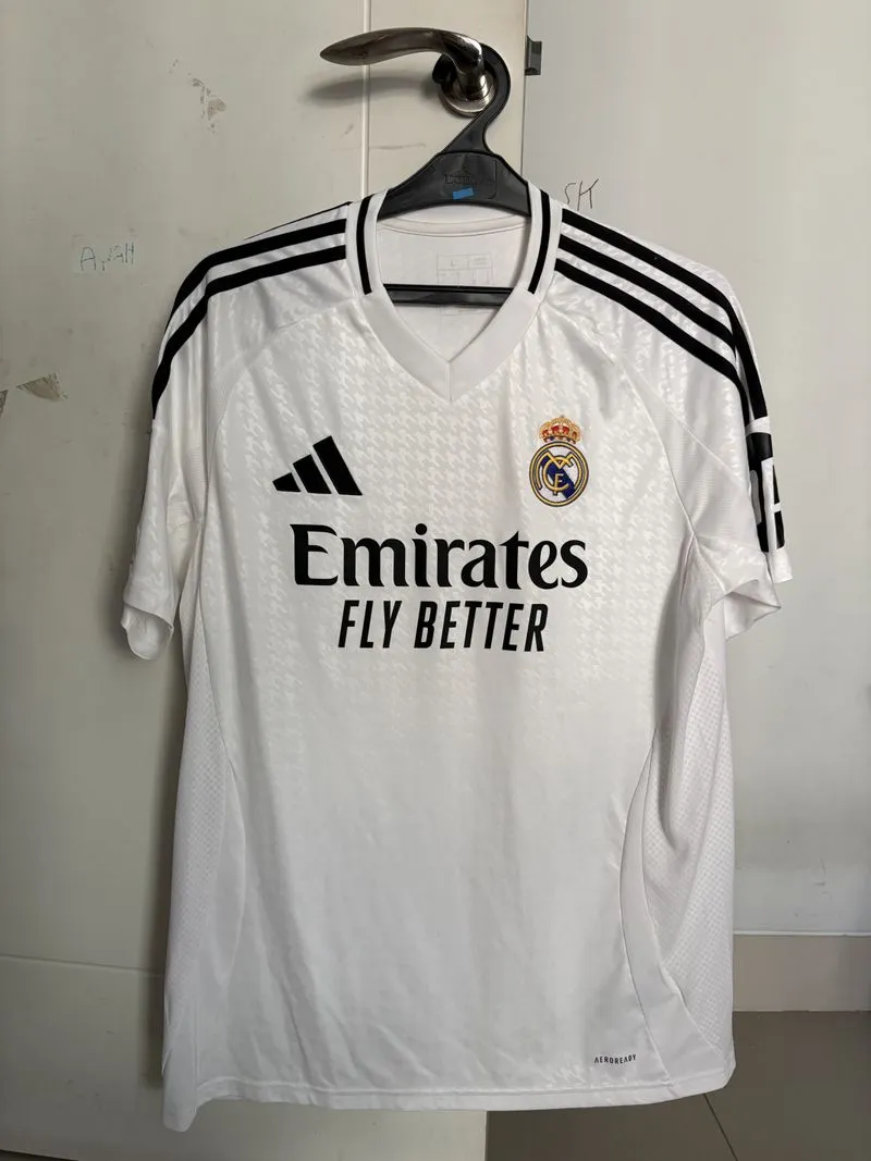 Adidas - Real Madrid Home 2024/2025 Regular CL Patch photo 1