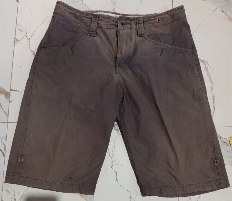 Celana pendek Levis  photo 1