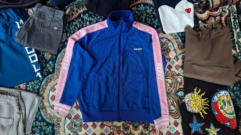 Tracktop nerdy photo 1