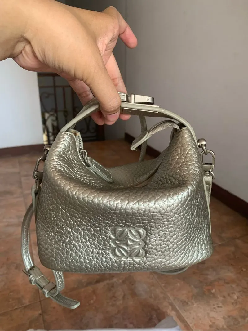 tas silver sling bag gemes photo 1
