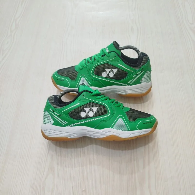 Yonex photo 1