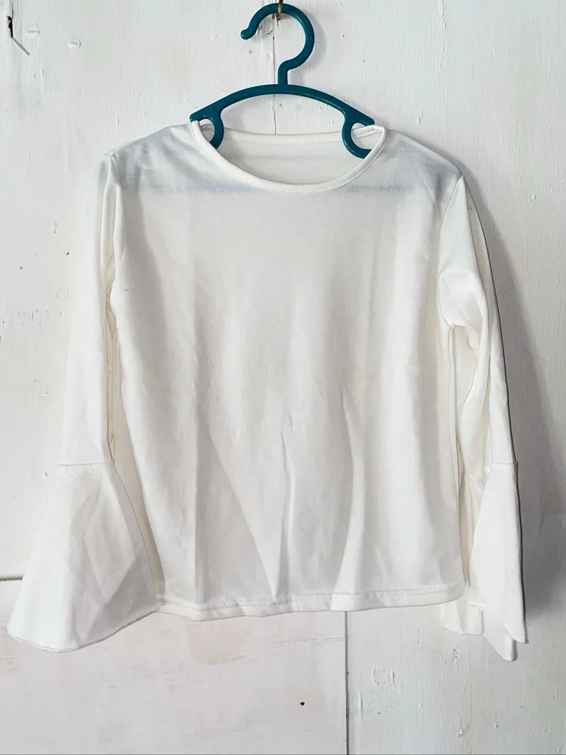 Kaos / Blouse Lengan Lonceng Putih Polos (Bell Sleeve Top) photo 1
