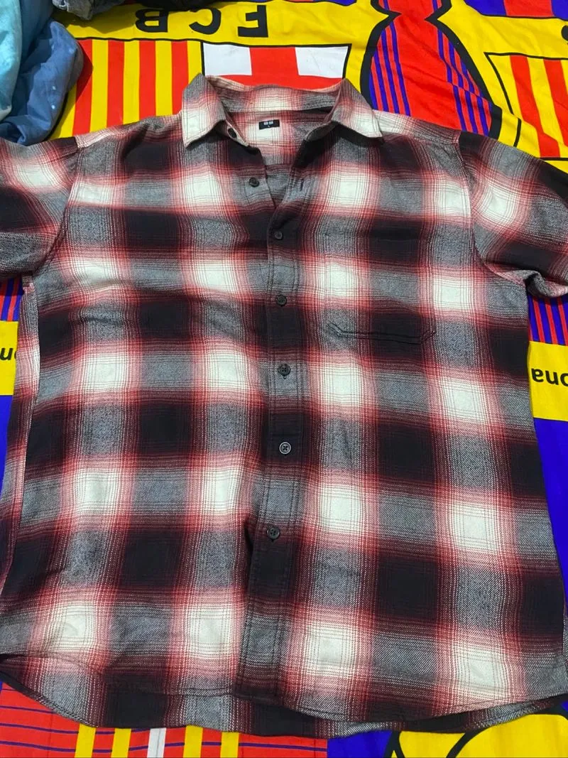 Flannel uniqlo size L photo 1