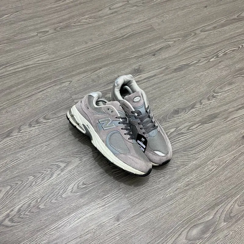 New Balance 2002R photo 1