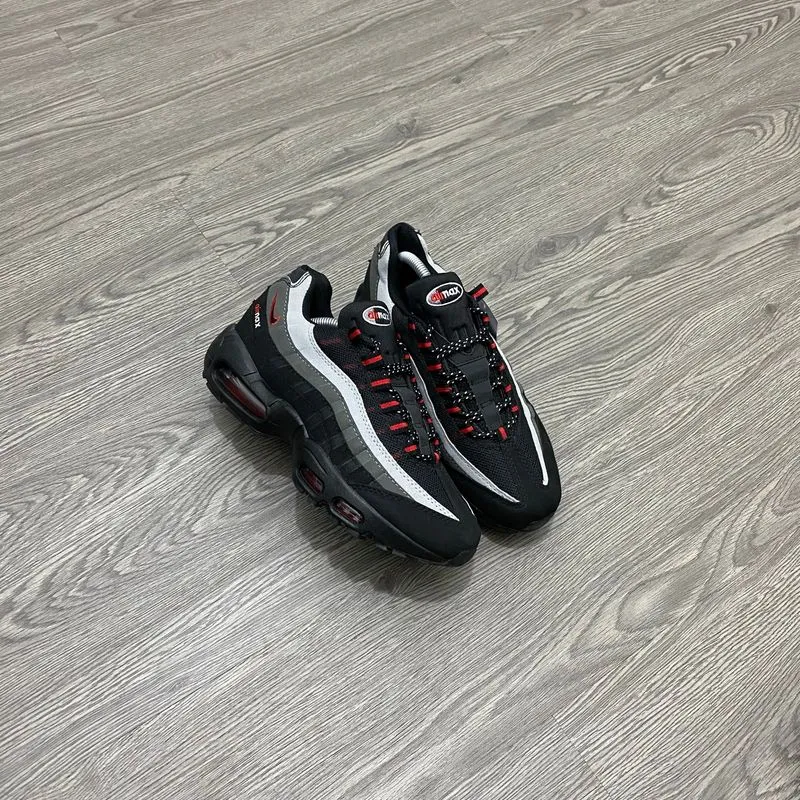 Nike Air Max 95 photo 1