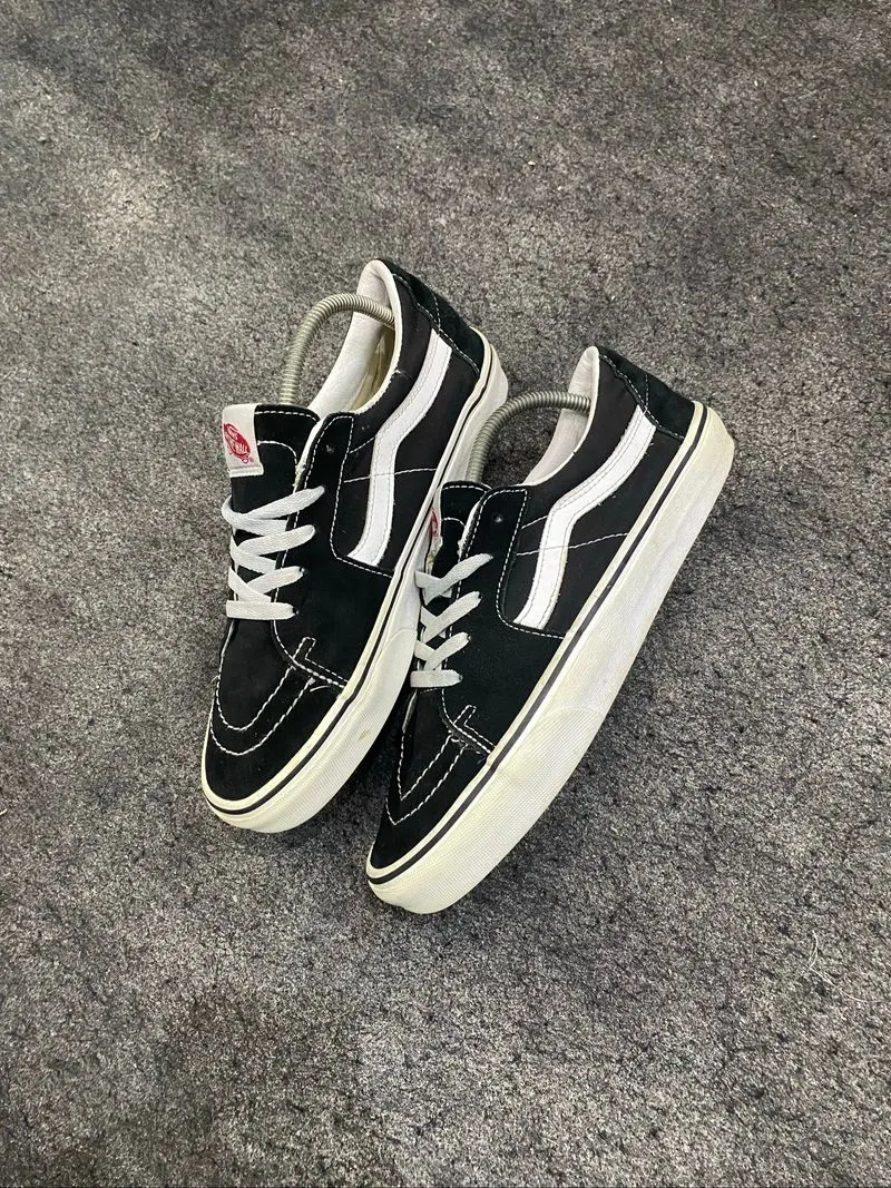 Vans sk8 low black white photo 1