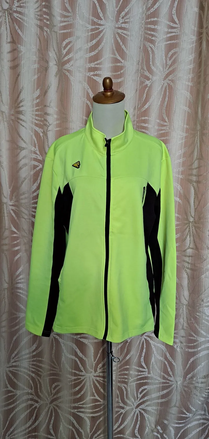 Sportswear Puffer jacket Pria yellow photo 1