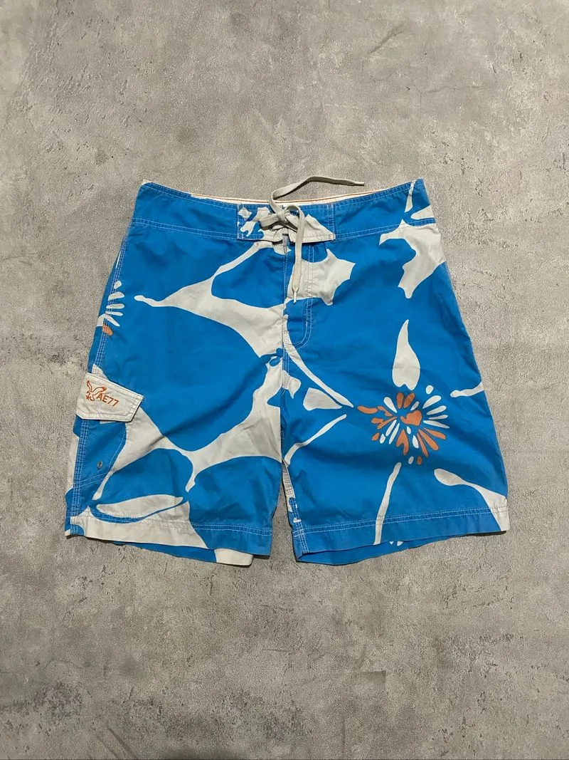 American Eagle Outfitters Men’s Y2K Board Shorts Blue Floral photo 1