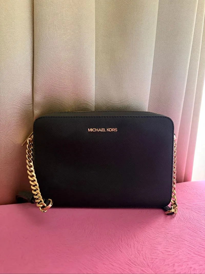 Michael Kors Black Saffiano Crossbody Bag Gold Chain photo 1