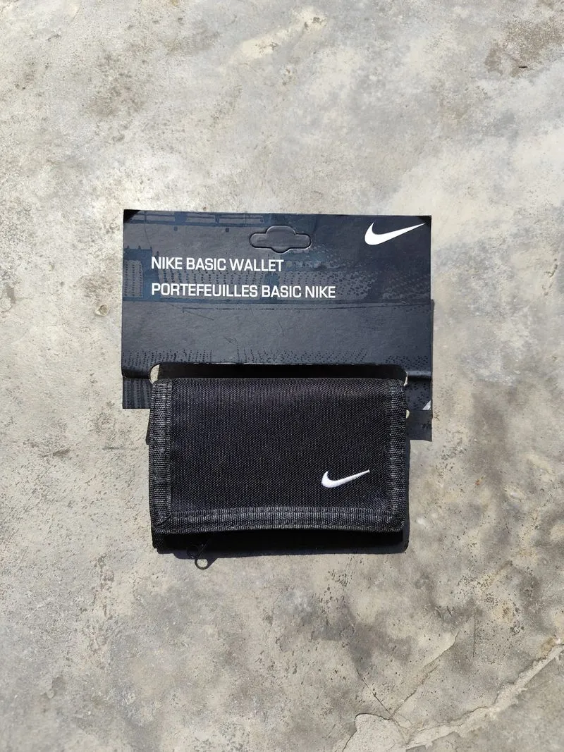 Nike Basic Wallet photo 1