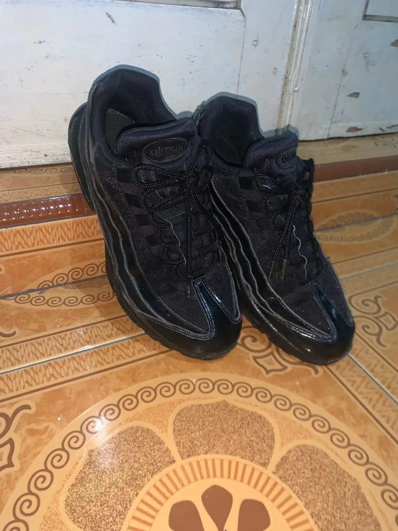 Nike Streetwear Y2K Sneakers Pria black photo 1